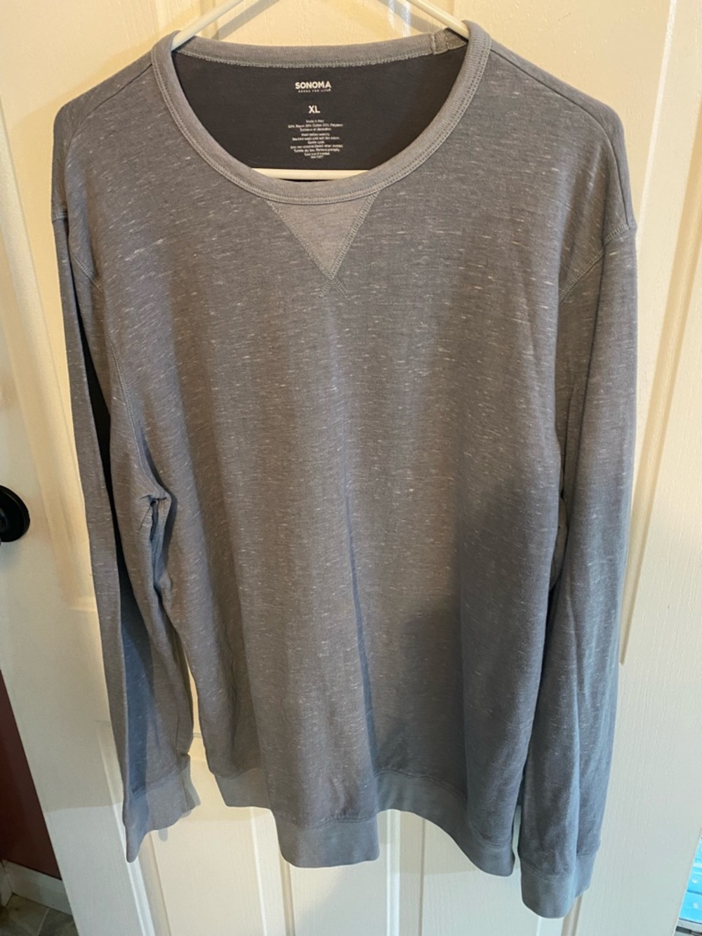 Sonoma Men's Long-Sleeve Crew Sweatshirt in Heather Gray
